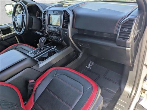 Used 2018 Ford F150 Lariat image 23