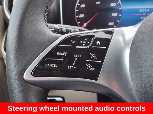 Used 2024 Mercedes-Benz GLC 300 4MATIC image 14