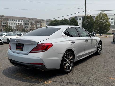 Used 2020 Genesis G70 2.0T Sport RWD image 12