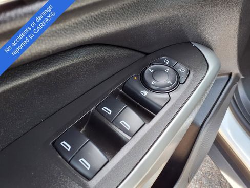 Used 2024 Chevrolet Trax RS w/ Driver Confidence Package FWD image 17