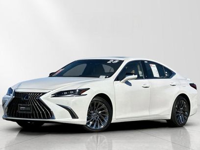 Certified 2025 Lexus ES 300h w/ Luxury Package