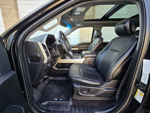 Used 2018 Ford F150 Lariat image 26