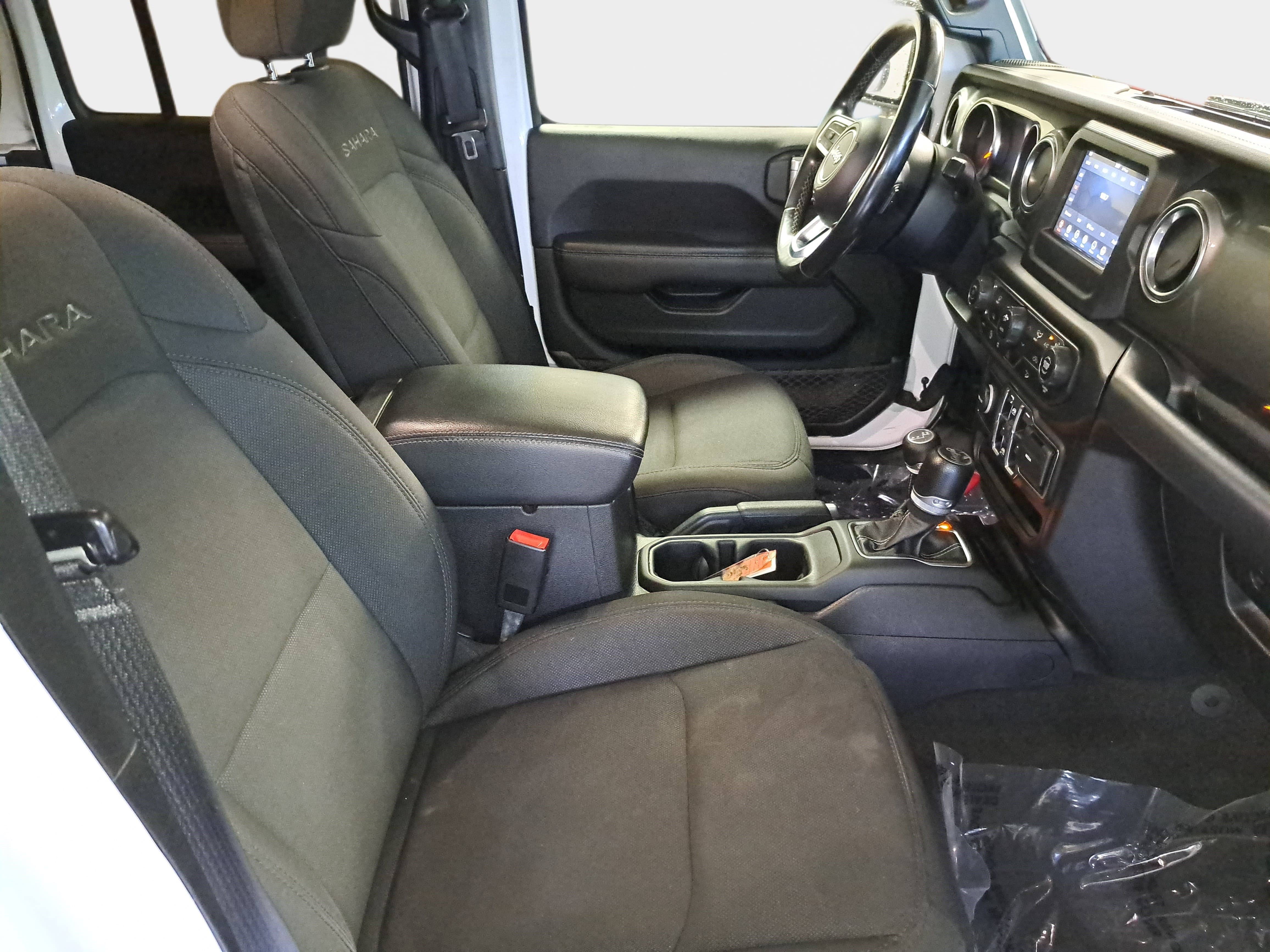Used 2020 Jeep Wrangler Unlimited Sahara AWD/4WD image 10