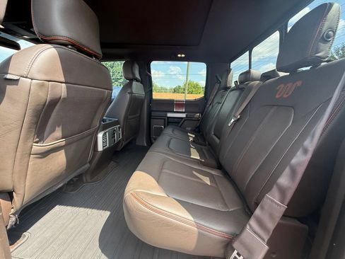 Used 2015 Ford F150 King Ranch w/ Equipment Group 601A Luxury AWD/4WD image 21