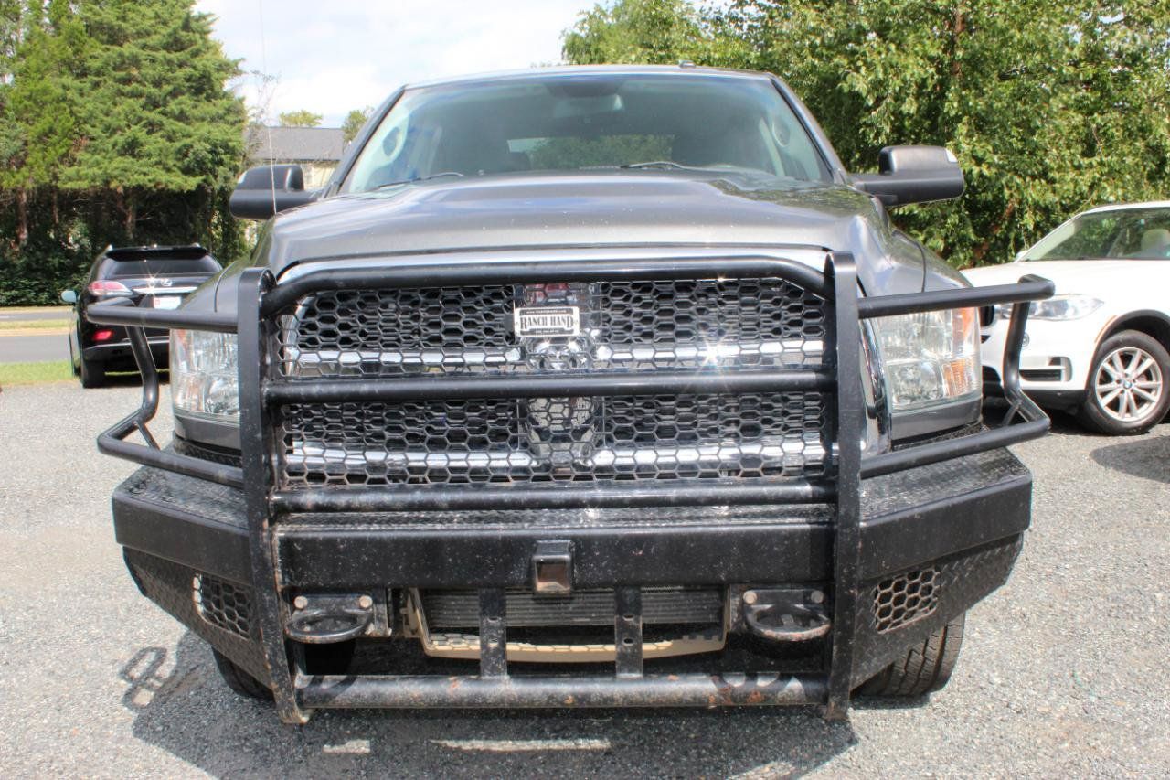 Used 2013 RAM 2500 Tradesman w/ Chrome Appearance Group AWD/4WD image 2