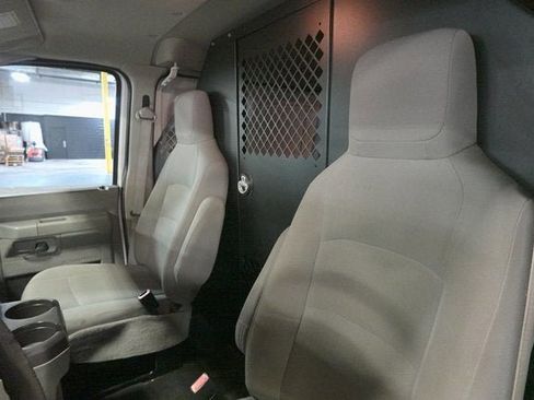 Used 2011 Ford E-350 and Econoline 350 Super Duty w/ Insulation Pkg image 10