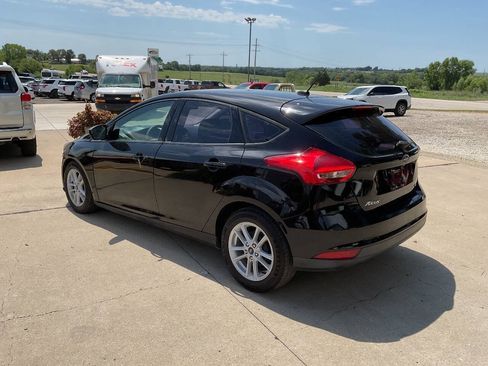 Used 2018 Ford Focus SE FWD image 7