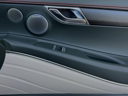 New 2025 Genesis GV80 3.5T image 21