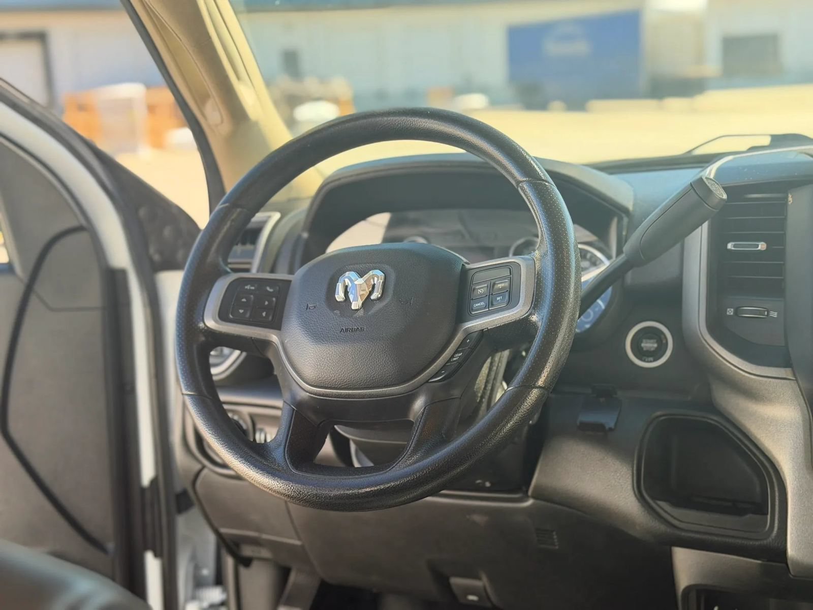Used 2020 RAM 3500 Tradesman RWD image 27