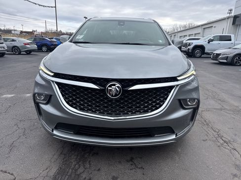 Used 2023 Buick Enclave Avenir image 9