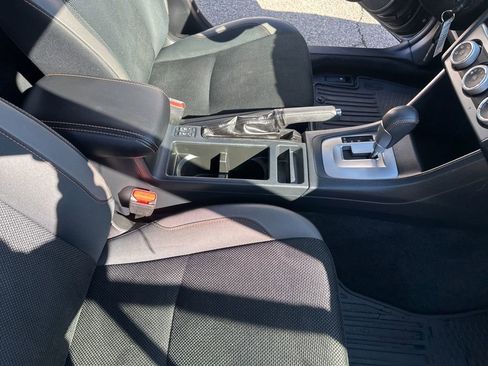 Used 2017 Subaru Crosstrek 2.0i Premium image 34