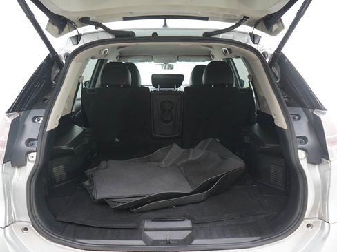 Used 2016 Nissan Rogue SL AWD/4WD image 16