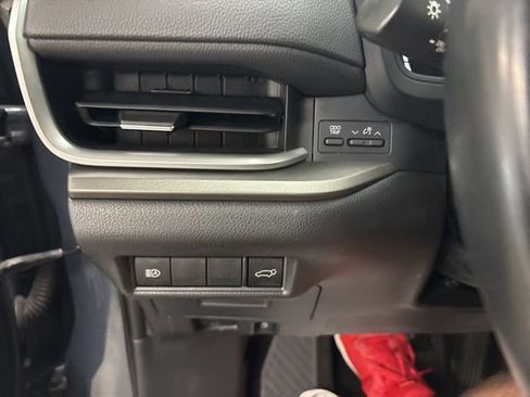 Used 2024 Toyota Grand Highlander AWD image 27
