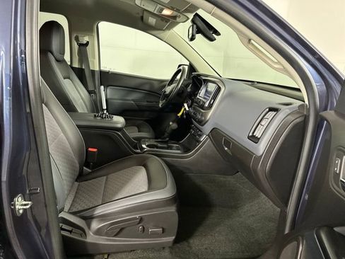 Used 2018 Chevrolet Colorado Z71 w/ Centennial Edition image 28