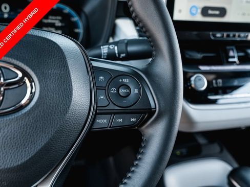 Certified 2026 Toyota Corolla SE w/ SE Premium Package FWD image 16