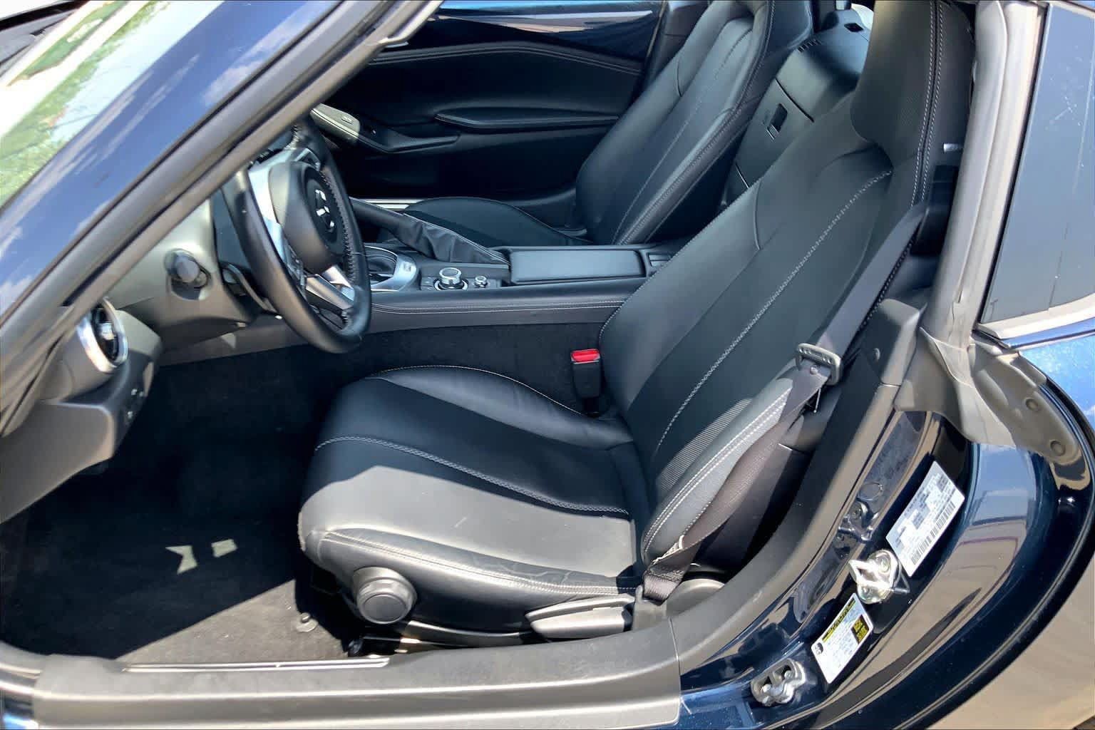 Used 2025 MAZDA MX-5 Miata RF Grand Touring RWD image 7