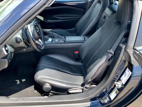 Used 2025 MAZDA MX-5 Miata RF Grand Touring RWD image 7