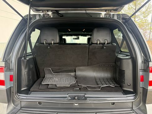 Used 2015 Lincoln Navigator 4WD 4dr image 20