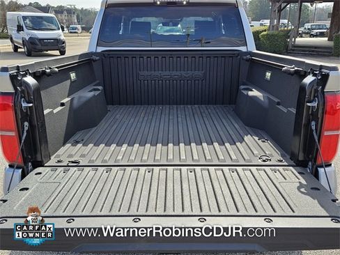 Used 2025 Toyota Tacoma TRD Sport image 12