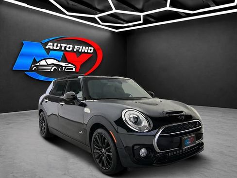 Used 2017 MINI Cooper Clubman S w/ Premium Package AWD/4WD image 2