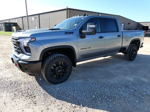 New 2026 Chevrolet Silverado 2500 LT w/ Trail Boss Package AWD/4WD image 8