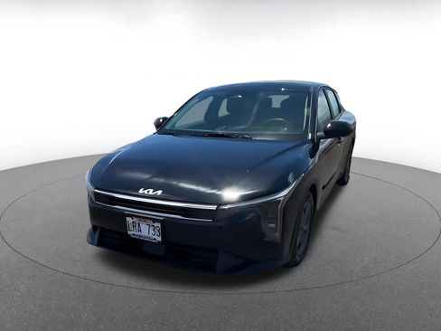 Used 2025 Kia K4 FWD image 7