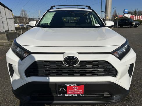 Certified 2020 Toyota RAV4 LE image 2