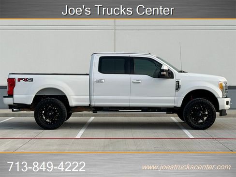 Used 2017 Ford F250 XLT w/ XLT Premium Package AWD/4WD image 9