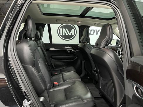 Used 2019 Volvo XC90 T5 Momentum w/ Protection Package Premier image 34