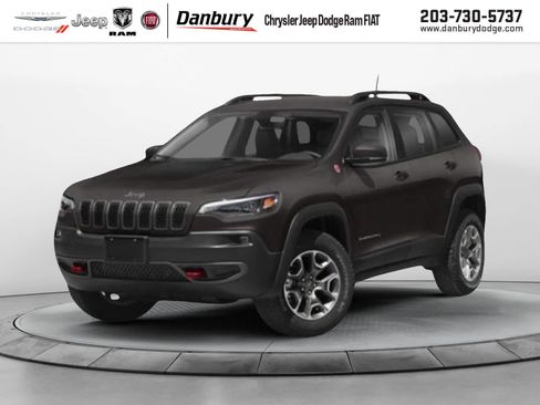 New 2022 Jeep Cherokee Trailhawk w/ Sun, Sound & Nav Group image 2