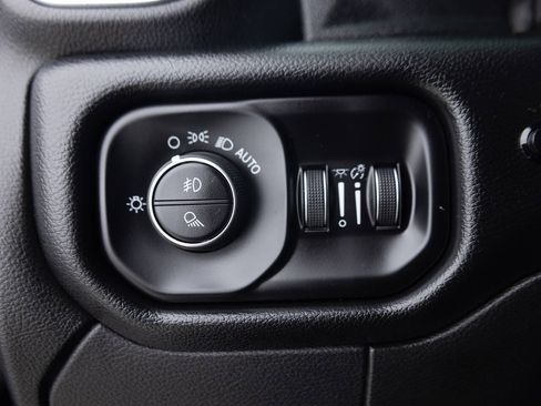 Used 2019 RAM 2500 Laramie w/ Night Edition AWD/4WD image 41