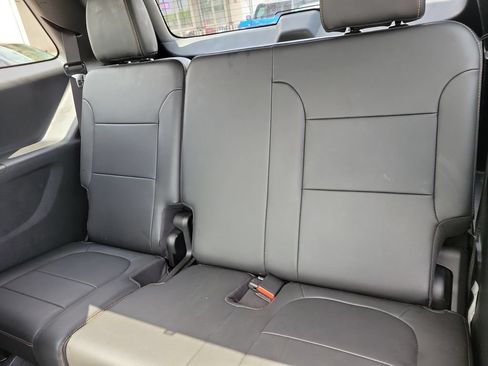 Used 2020 Chevrolet Traverse Premier w/ LPO, Floor Liner Package FWD image 12
