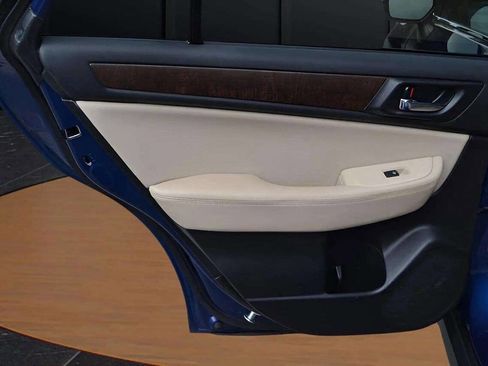 Used 2017 Subaru Outback 2.5i Limited image 25