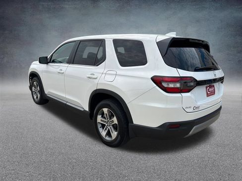 Used 2023 Honda Pilot EX-L image 3