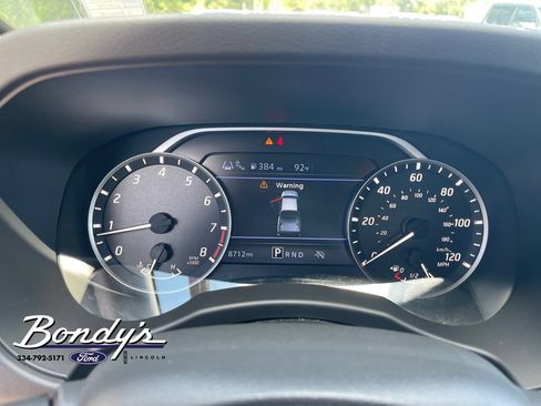 Used 2025 Nissan Frontier SV RWD image 4