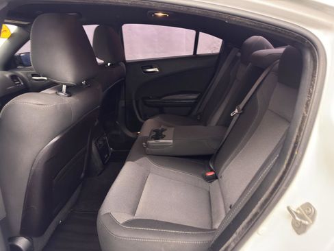 Used 2019 Dodge Charger SXT w/ Blacktop Package image 28