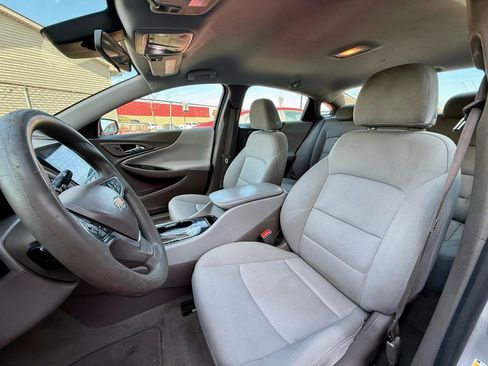 Used 2020 Chevrolet Malibu LS w/ Driver Confidence Package II image 14