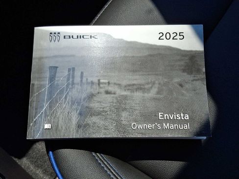Used 2025 Buick Envista Sport Touring w/ Convenience I Package FWD image 26