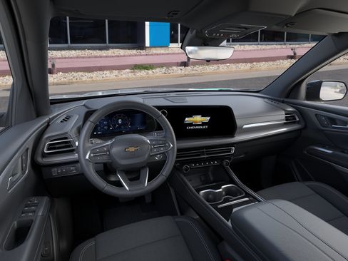 New 2026 Chevrolet Traverse LT FWD image 61