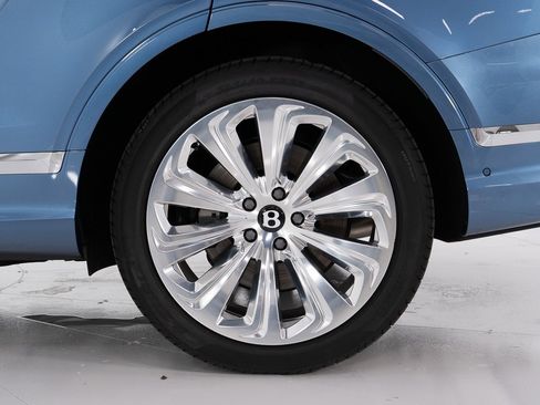 Certified 2025 Bentley Bentayga image 45