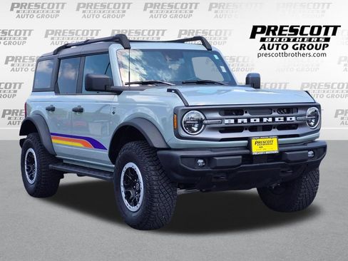 Used 2023 Ford Bronco Big Bend w/ Sasquatch Package AWD/4WD image 1