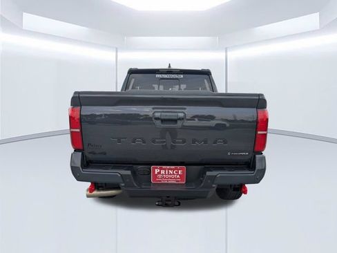 Used 2024 Toyota Tacoma TRD Off-Road w/ TRD Off Road Upgrade Package AWD/4WD image 7