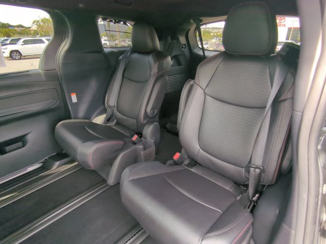 Certified 2026 Toyota Sienna XSE FWD image 13