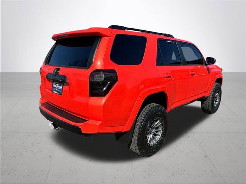 Used 2024 Toyota 4Runner TRD Off-Road Premium w/ Moonroof Package image 7