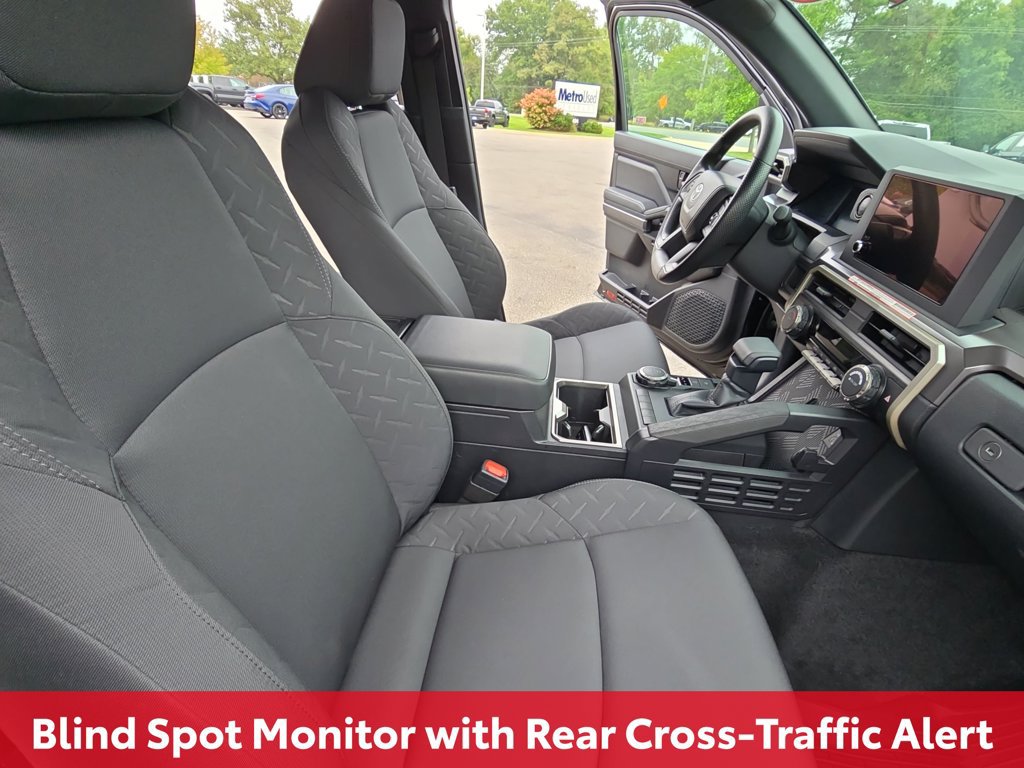 Certified 2025 Toyota Tacoma SR5 AWD/4WD image 13