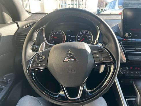 Used 2023 Mitsubishi Eclipse Cross SEL image 11