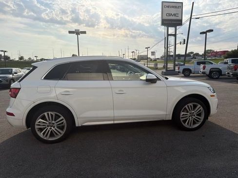Used 2018 Audi Q5 2.0T Premium Plus w/ Premium Plus Package AWD/4WD image 15