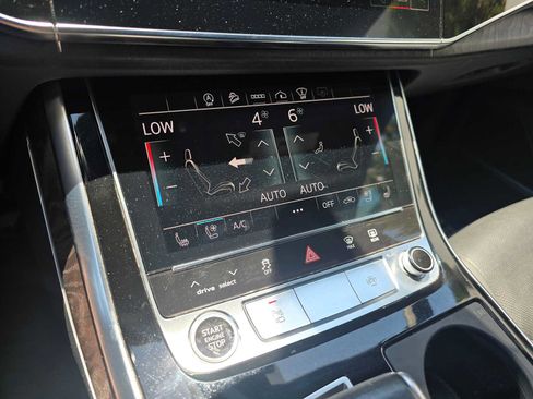 Used 2021 Audi Q8 Prestige w/ Prestige Package AWD/4WD image 31