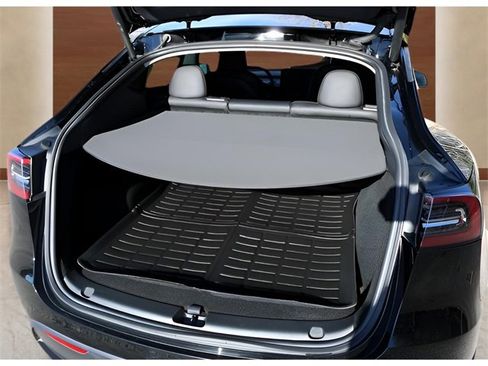 Used 2023 Tesla Model Y Performance image 21