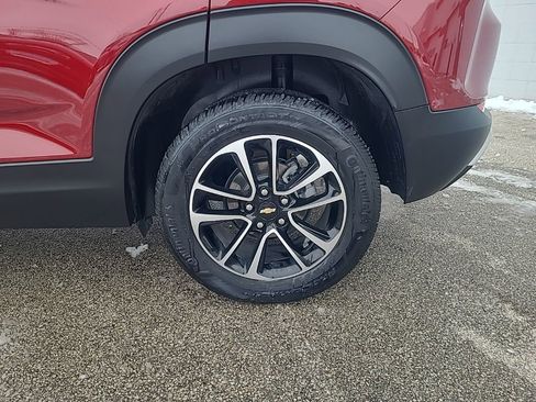 Used 2024 Chevrolet TrailBlazer LT w/ LT Cold Weather Package image 24